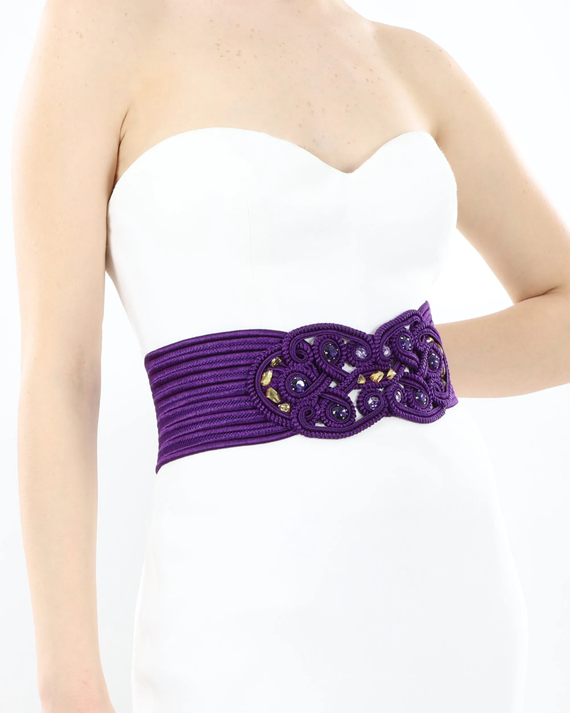 Knitted Mauve Belt With Stones